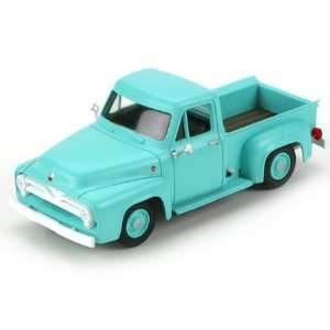  1/50 Die Cast 1955 Ford F 100 Pickup, Green ATH90954 Toys 