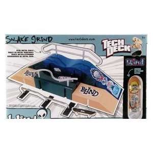  Tech Deck Blind Skatepark Snake Grind with Bonus Board 