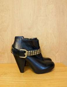 New $169 DOLCE VITA Womens WESLEY Black Leather Studded Ankle Boots 8 