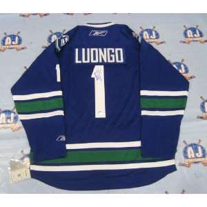 Roberto Luongo Autographed Jersey   Autographed NHL Jerseys