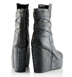 Girl with the Dragon Tattoo Wedge Boots US 7 / EU 38 Black Gray 