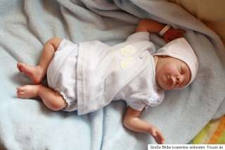 Amazing newborn OOAK   just arrived from hospital   Kewy OOAK  