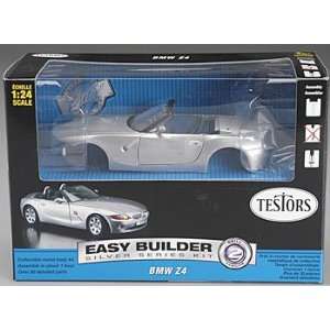   Testors   1/24 BMW Z 4 Metal AIM (Plastic Model Vehicle) Toys & Games