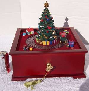 78708 MR CHRISTMAS WOOD TREE MUSIC BOX TRAIN SET ANIMATED MUSICAL 48 