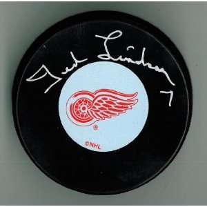  Ted Lindsay Autographed Detroit Red Wings Hockey Puck 