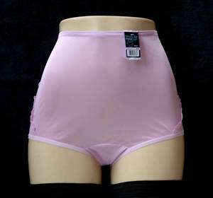Vanity Fair Perfectly Yours Lace Nouveau 100% Nylon Pink Orchid Brief 