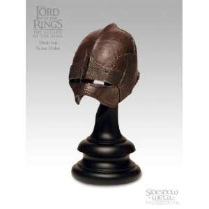  Lord of the Rings   Uruk hai Scout 14 Scale Helm Toys 