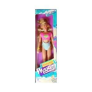  Beachy Keen Maxie Poseable Fashion Doll Toys & Games