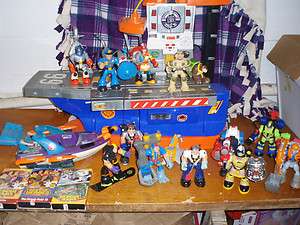 FISHER PRICE RESCUE HEROES AQUATIC COMMAND CENTER LOT 29 TOTAL PIECES 