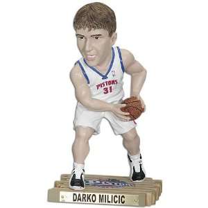   Pistons Upper Deck NBA GameBreaker   Darko Milicic