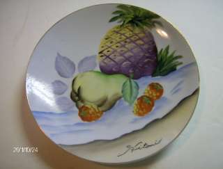   FRUIT PLATE, HITOMIS, PINEAPLE, STRAWBERRIES, 8 PLATE, GOLD R  