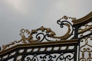 THE BEST VICTORIAN STYLE DRIVEWAY GATES ON  IM100  