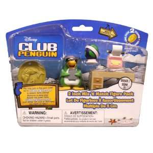   Club Penguin Mix N Match Figure Pack   Aunt Arctic Toys & Games