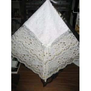  WHITE AND WHITE & GOLD LACE LAP HANDKERCHIEF Everything 