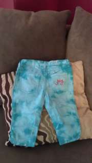 IS FOR A CUTE PAIR OF AUTHENTIC JUICY COUTURE TIE DYE EFFECT BLUE CAPR 