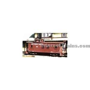   HO Scale C 30 1 Wood Caboose Kit   Southern Pacific Toys & Games