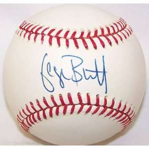  George Brett Autographed Baseball