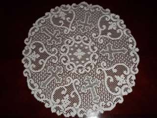ROUND WHITE SILVER CROSS CRUCIFIX LACE DOILY TABLE 20 INCH WSTR417 