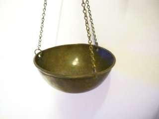 is 21cm and the drop of the pans is 28cm to base of pans add me to 