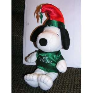    Snoopy Joe Mistletoe Bean Bag Doll with Kissing Sound Toys & Games