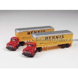   190 Tractors w/32 Fruehauf Aerovan Trailers   Hennis(2) Toys & Games