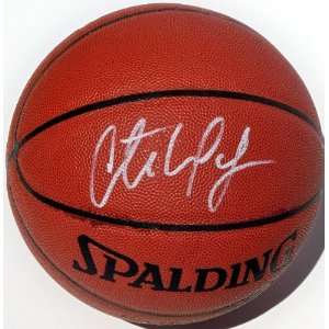  ANTOINE WALKER Autographed Basketball w/COA Score Board 