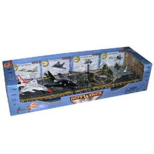  Hot Wings Military Series 4 Plane Gift Set