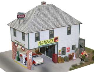   BIDDING ON THIS EXACT MODEL DIORAMA BY OUR BUILDER JIM LUCAS of TEXAS