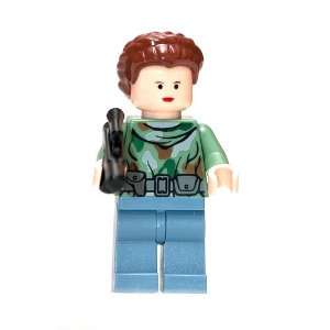  Lego Star Wars Mini Figure   Princess Leia Endor with 