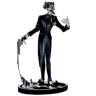   Batman Black and White Statue The Joker by Lee Bermejo Toys & Games