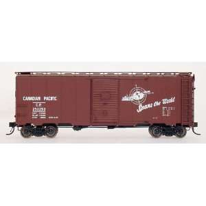   Modified AAR 40 Box Cars   Canadian Pacific   Car#252281 Toys