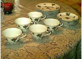 LEFTON CHINA CHRISTMAS HOLLY & BERRIES CUPS & SAUCERS  