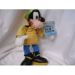 Disney Goofy Sega 2000 Collectible 11 Plush Toy