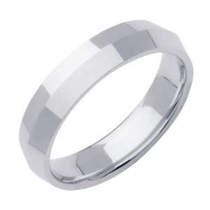  Comfort Fit Knife Edge Wedding Band in Platinum (4mm 