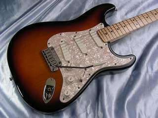   American Stratocaster Plus Lace Sensors USA Strat Sunburst  