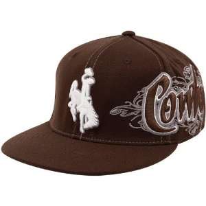  Top of the World Wyoming Cowboys Brown Quake 1 Fit Flex 