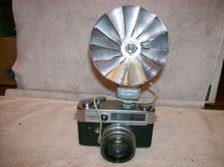 Yashica IC Lynx 5000E Camera with Alpex Deluxe Flash. Vintage.  