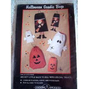 HALLOWEEN GOODIE BAGS SEWING PATTERN FROM COUNTRY APPLIQUES   3 SIZES