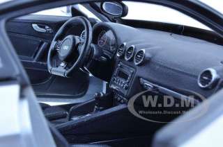 2011 AUDI TT RS SILVER 118 DIECAST MODEL CAR  