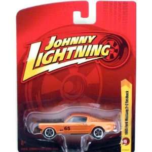  Johnny Lightning 1965 FORD MUSTANG 2+2 FASTBACK (Orange 