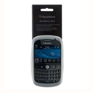 com BLACKBERRY OEM SILICONE SKIN FOR BOLD 9000 WHITE NEW Cell Phones 