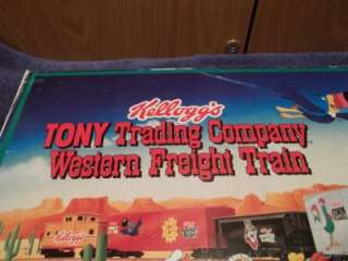 A0024 1995 KELLOGGS TONY TRADING CO. WESTERN HO SCALE TRAIN SET IN 