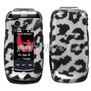   Motorola Barrage V860 Silver Leopard Protector Case Cell Phones
