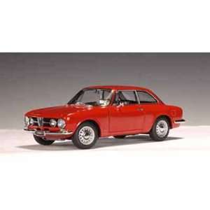  1967 Alfa Romeo 1750 GTV 1/18 Red Toys & Games