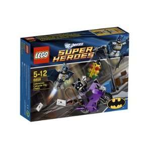  LEGO Catwoman Catcycle City Chase 6858 Toys & Games