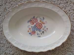   TAYLOR China Floral Oval Vegetable Bowl Scalloped Edge USA  