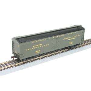 Athearn HO RTR 50 Express Reefer, MKT #1280  