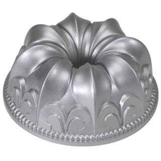 Nordic Ware Platinum Non stick Cast Aluminum Fleur De Lis Pan
