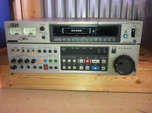 JVC BR S822U Hi Fi Professional S VHS Cassette Recorder  