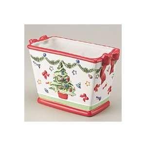   Pfaltzgraff Christmas Heritage Sculpted Pottery Basket